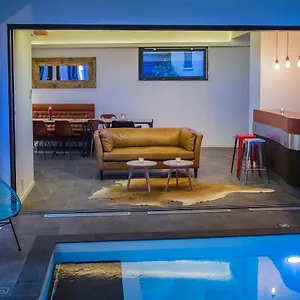 Pradelle Et Swimming Pool Bed & Breakfast